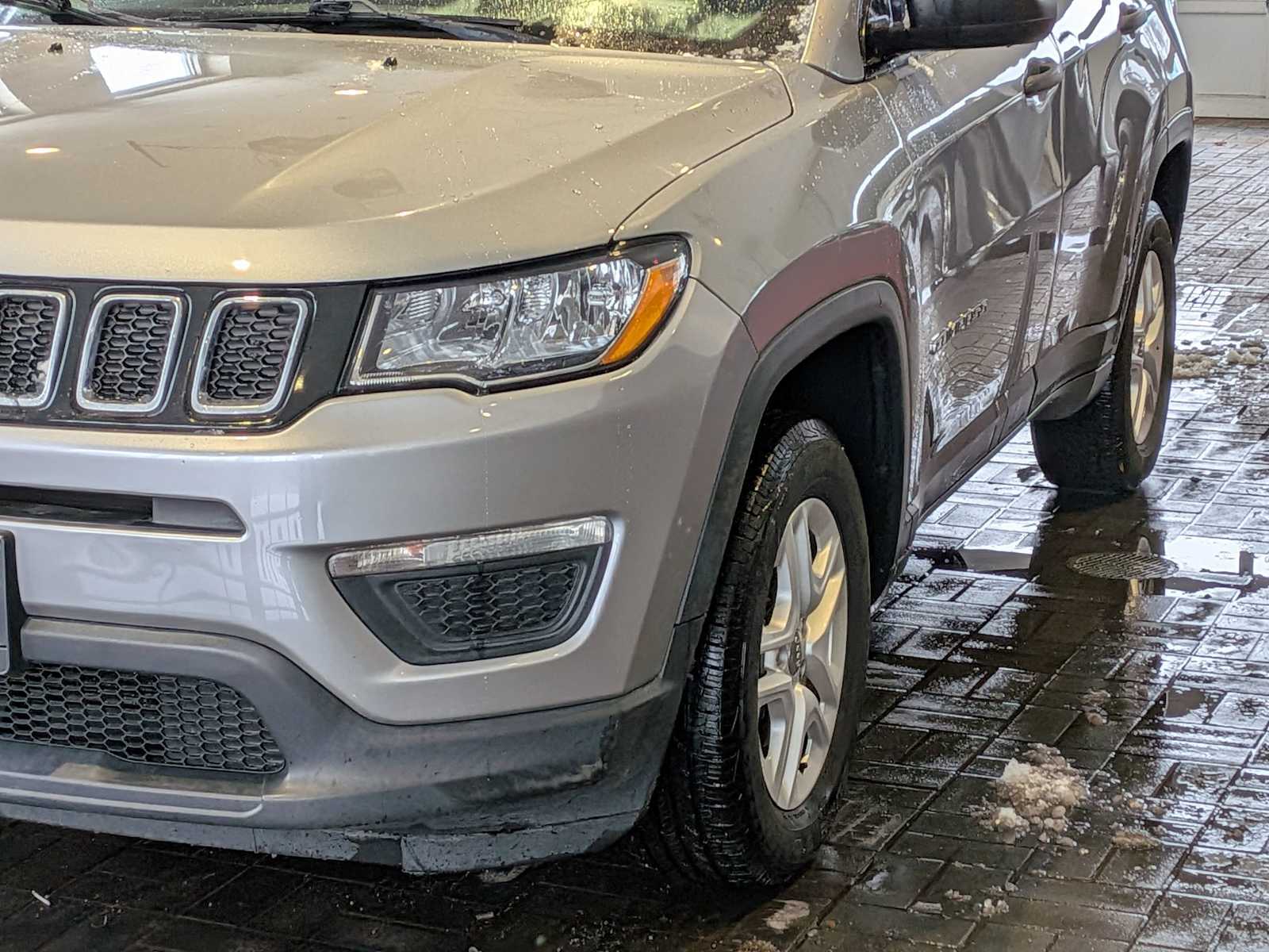 Thumbnail: 2018 Jeep Compass - 10