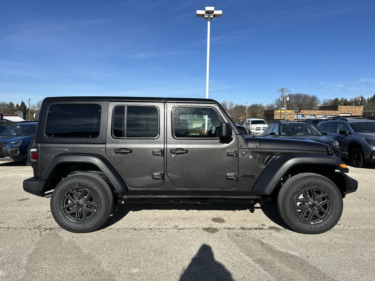 Thumbnail: 2025 Jeep Wrangler - 6