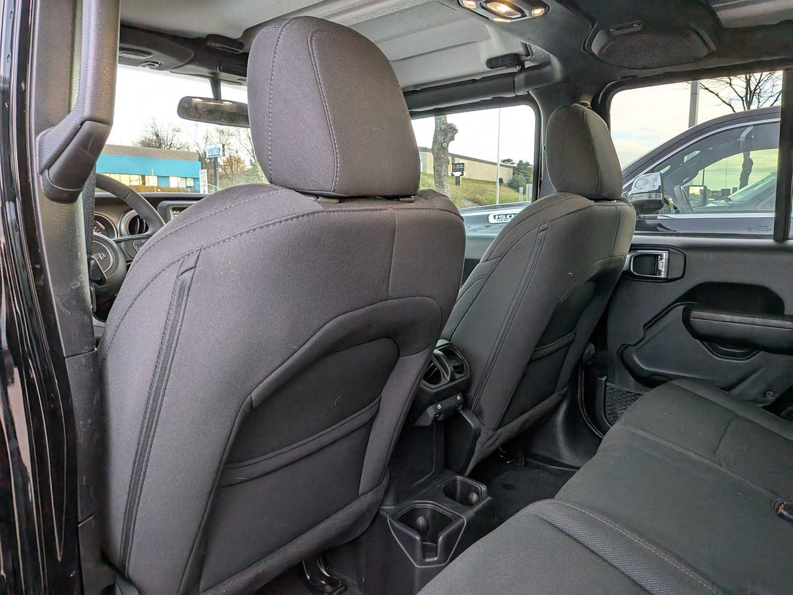 Thumbnail: 2023 Jeep Gladiator - 15