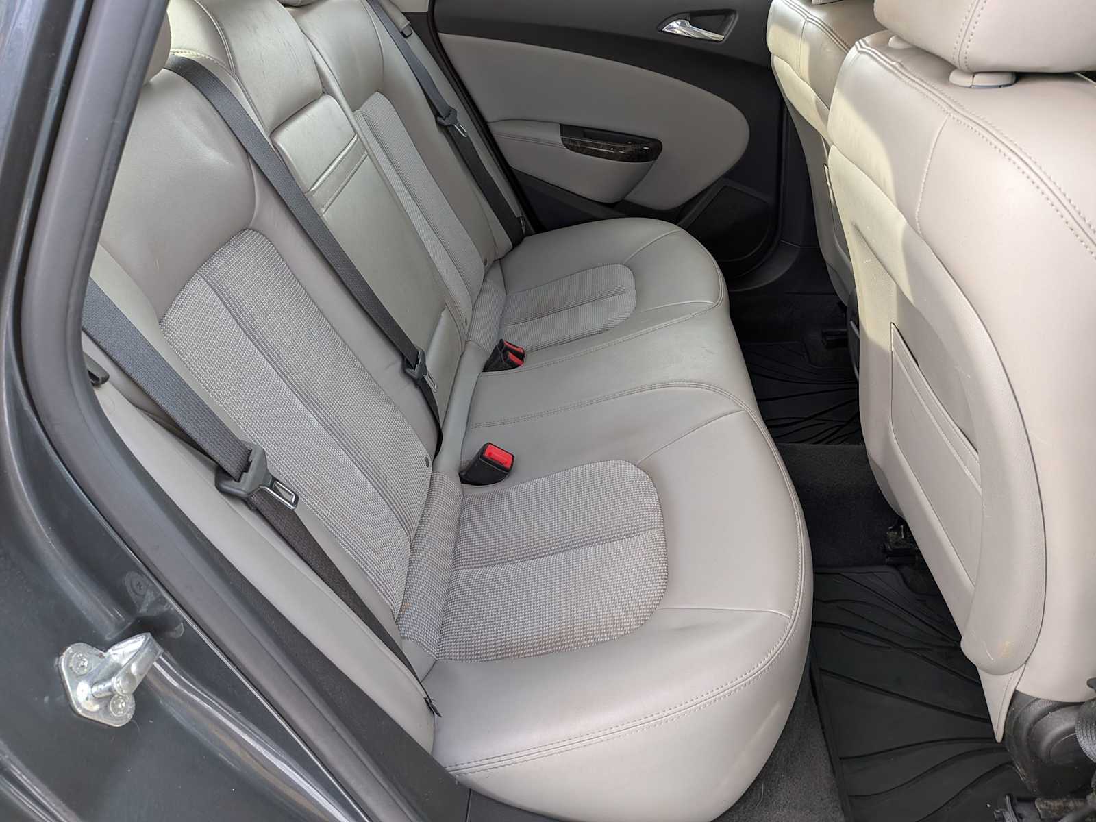 Thumbnail: 2012 Buick Verano - 18