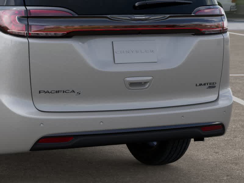 Thumbnail: 2026 Chrysler Pacifica - 13