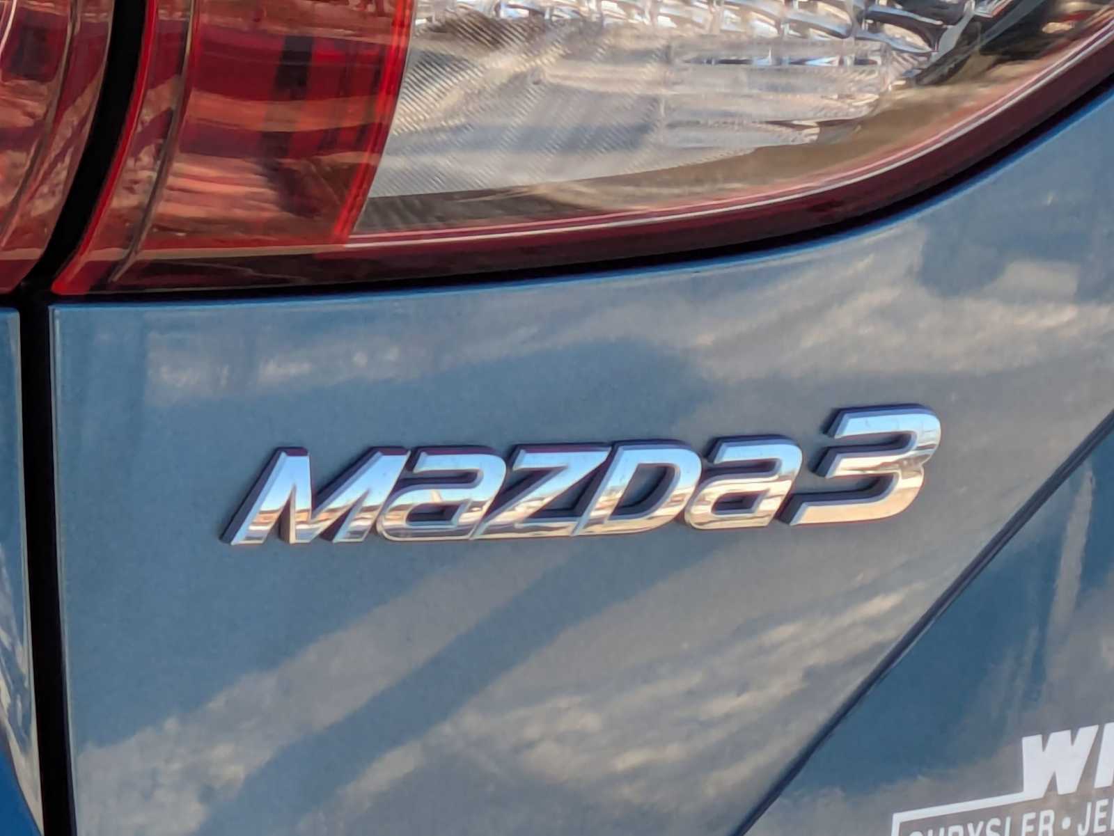 Thumbnail: 2018 Mazda Mazda3 - 9