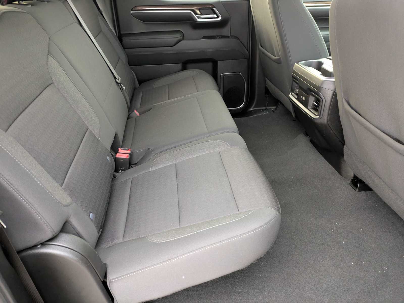 Thumbnail: 2023 Chevrolet Silverado 1500 - 18