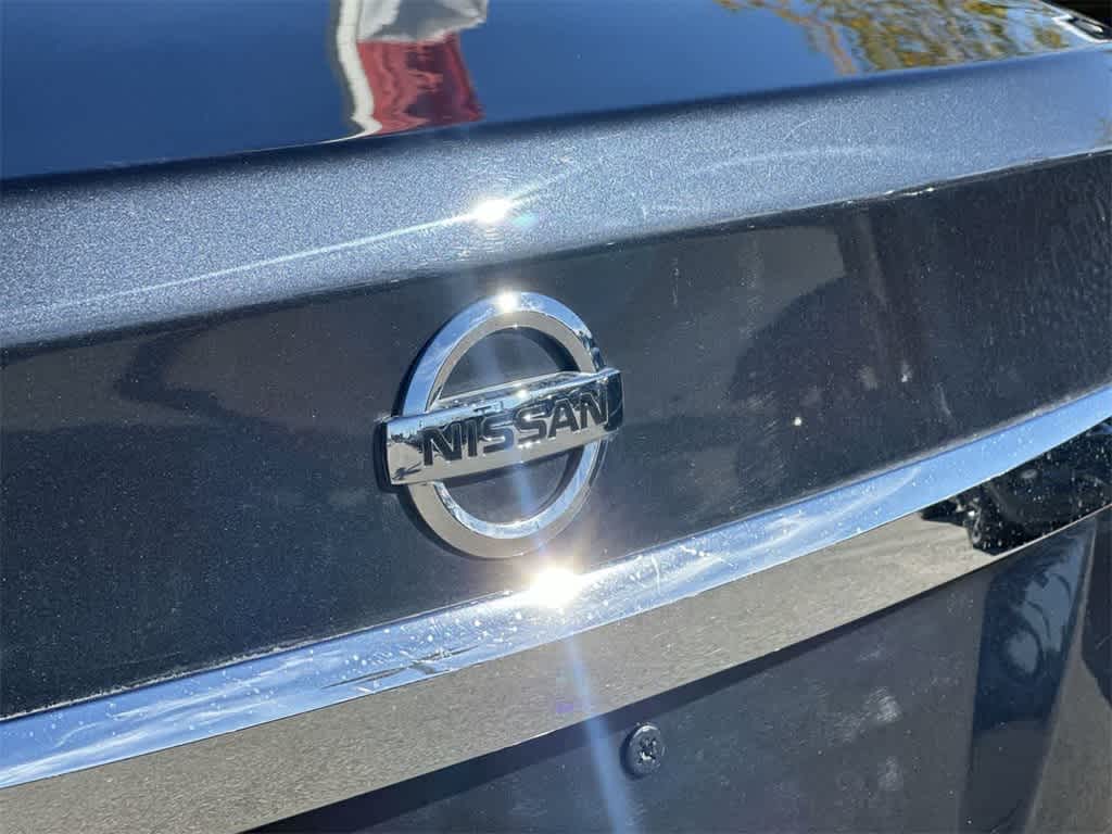 Thumbnail: 2016 Nissan Altima - 10