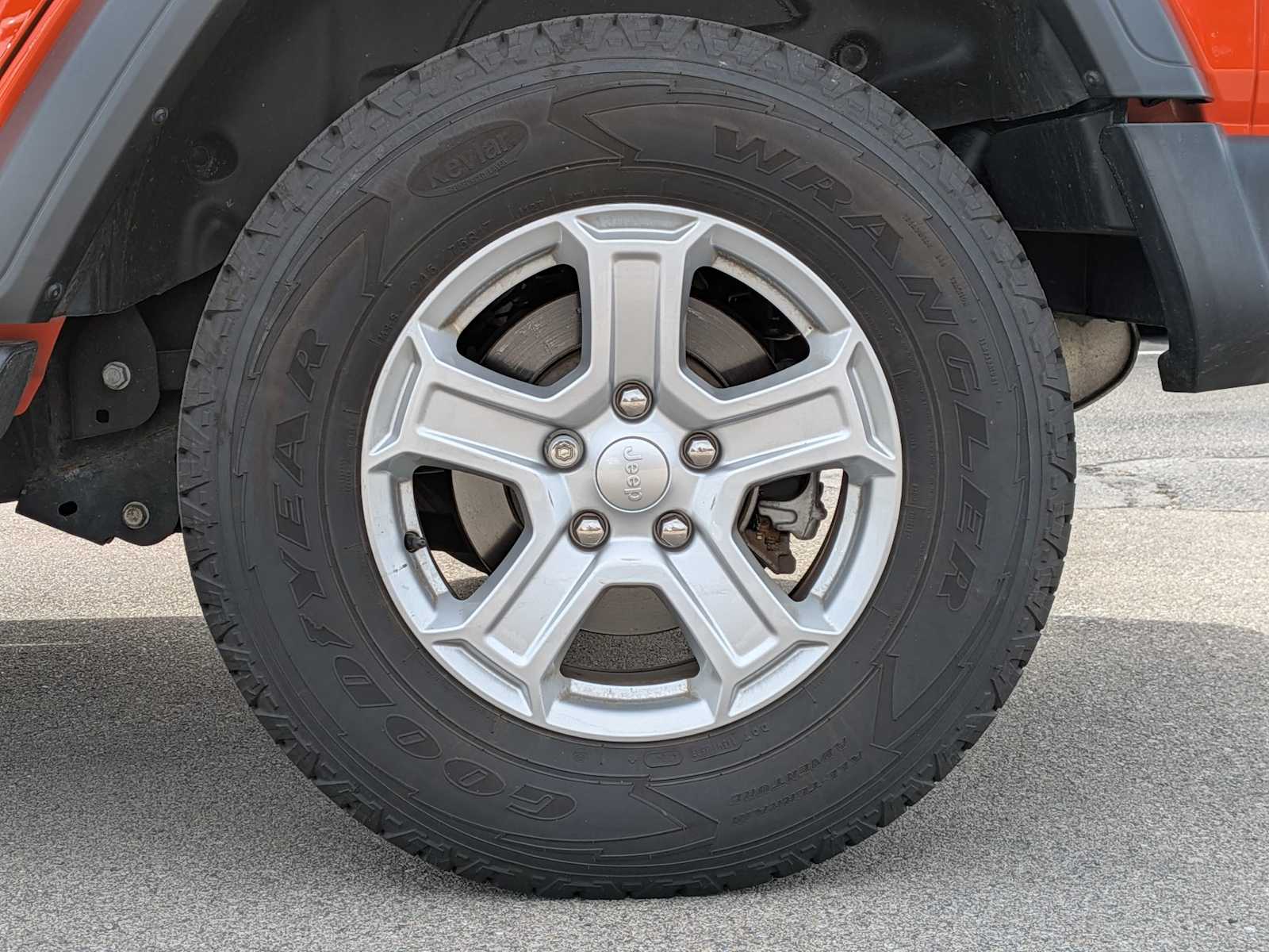 Thumbnail: 2020 Jeep Wrangler - 12