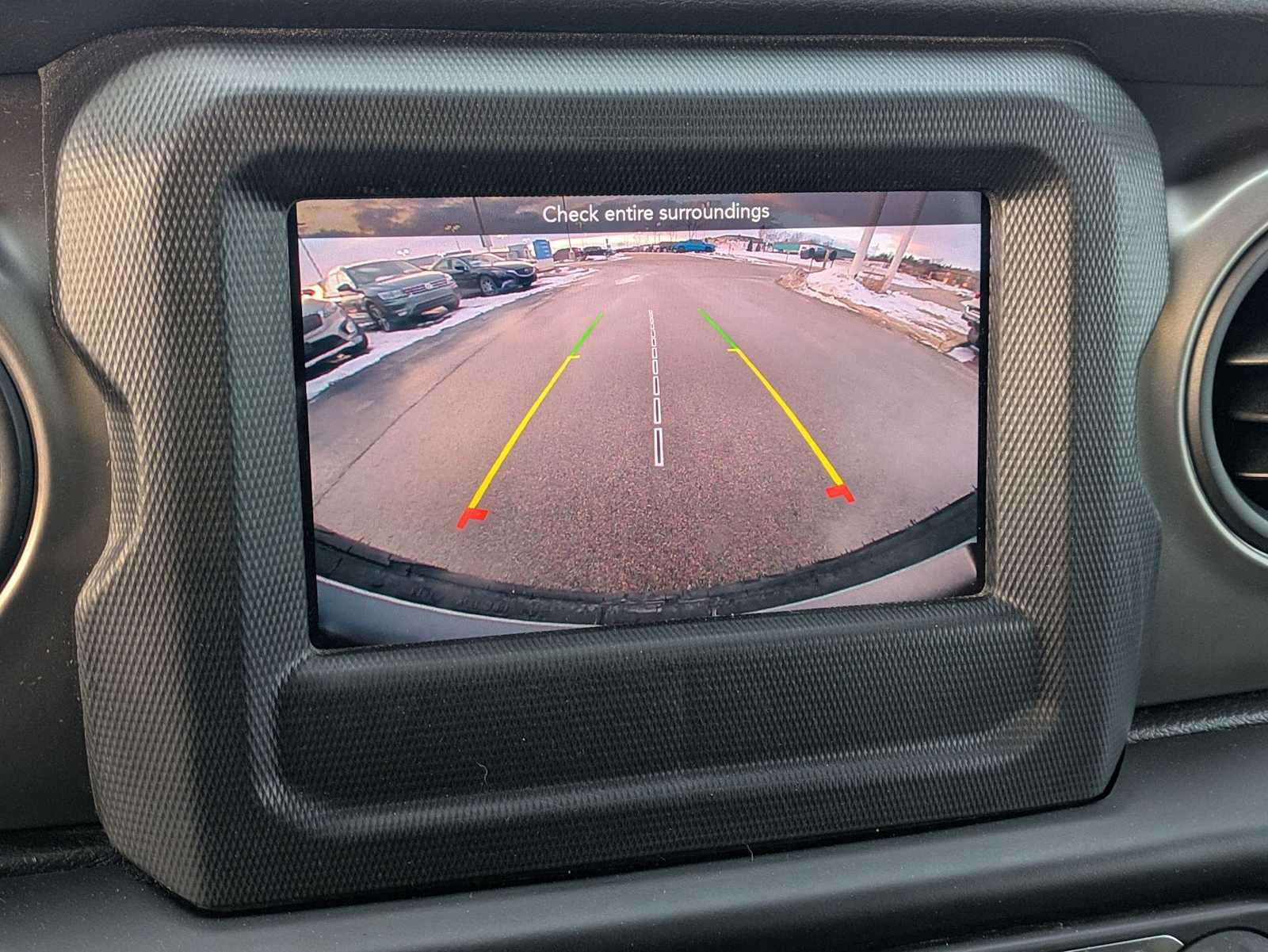 Thumbnail: 2020 Jeep Wrangler - 23