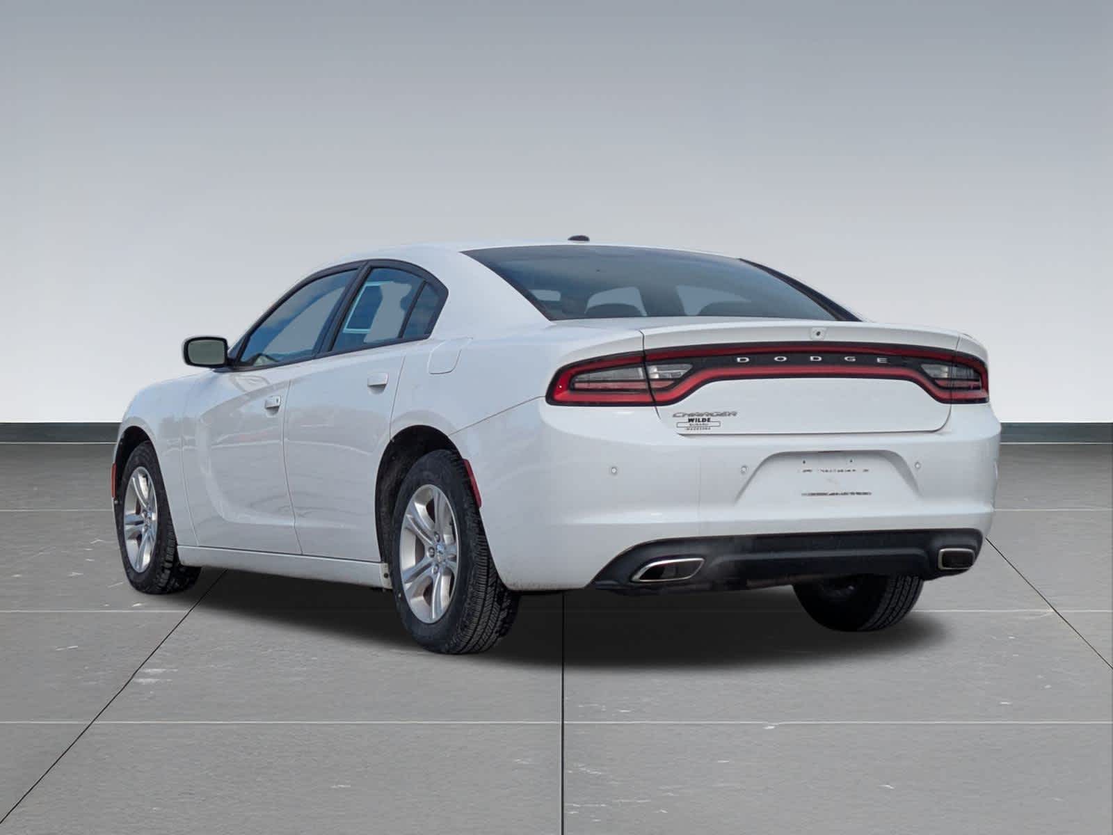 Thumbnail: 2020 Dodge Charger - 4