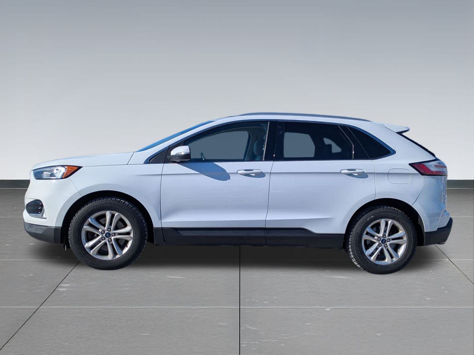Thumbnail: 2019 Ford Edge - 3