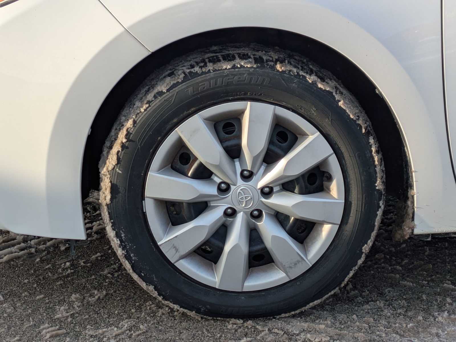 Thumbnail: 2016 Toyota Corolla - 13