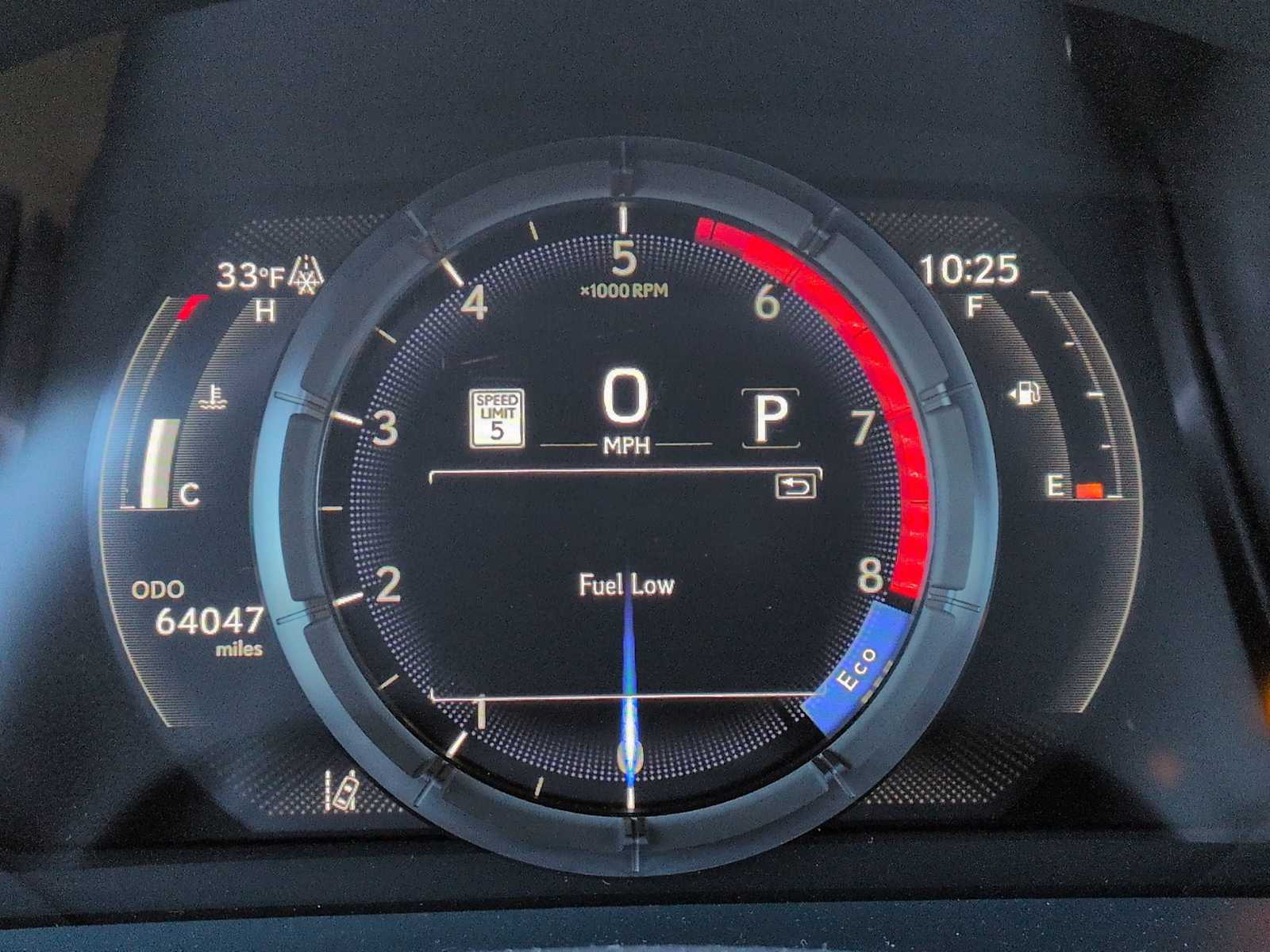 Thumbnail: 2022 Lexus ES - 31