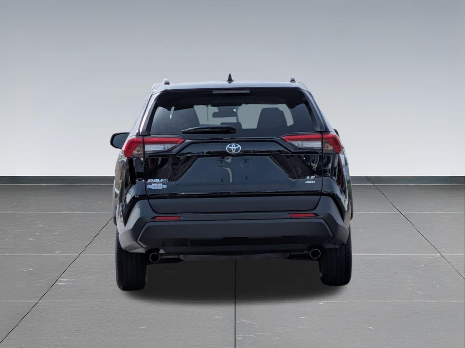 Thumbnail: 2019 Toyota RAV4 - 4