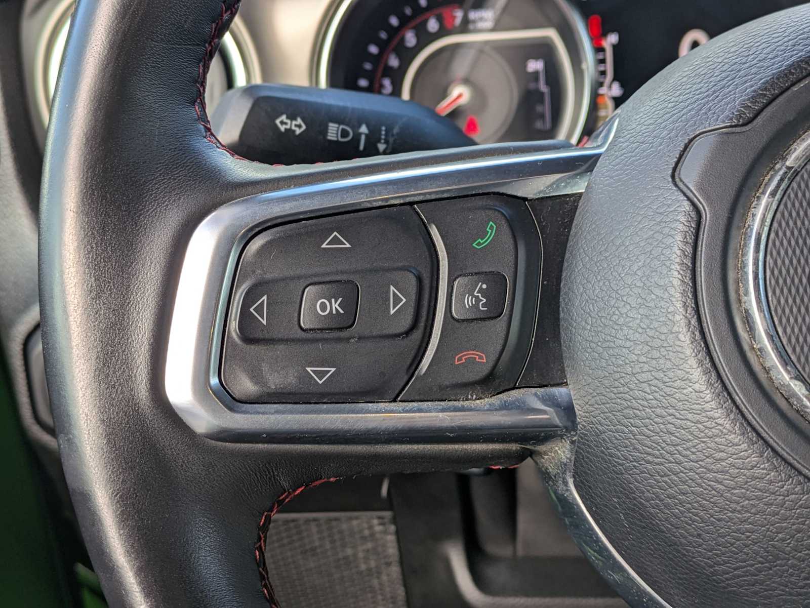 Thumbnail: 2019 Jeep Wrangler - 17