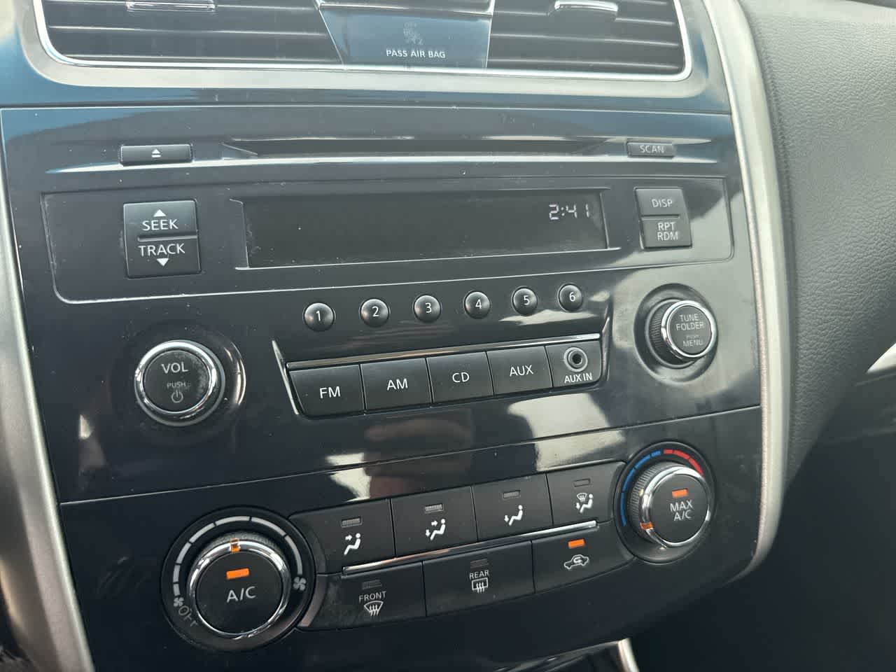 Thumbnail: 2013 Nissan Altima - 27