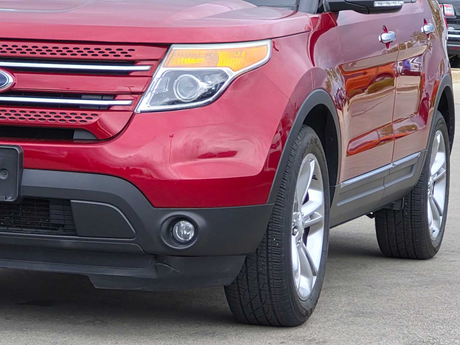 Thumbnail: 2015 Ford Explorer - 12