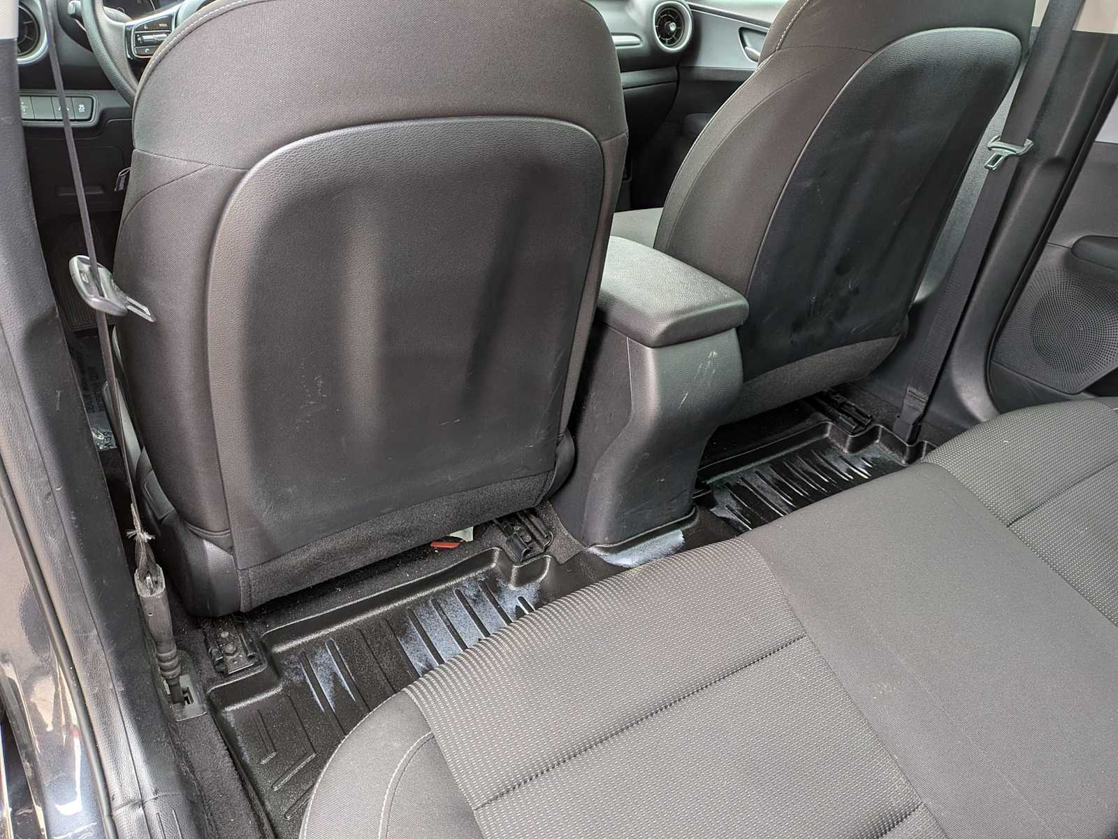 Thumbnail: 2020 Kia Forte - 14