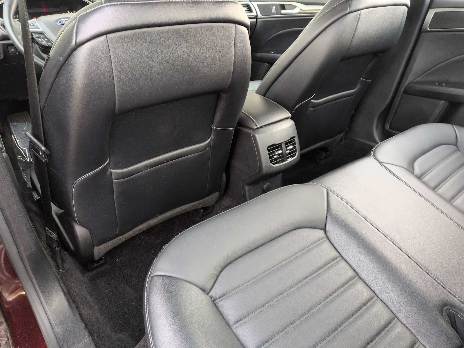 Thumbnail: 2017 Ford Fusion - 18