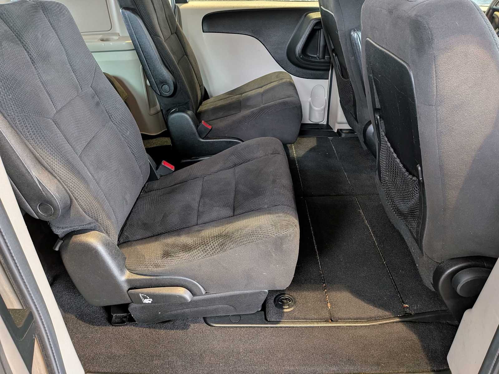 Thumbnail: 2013 Dodge Grand Caravan - 18