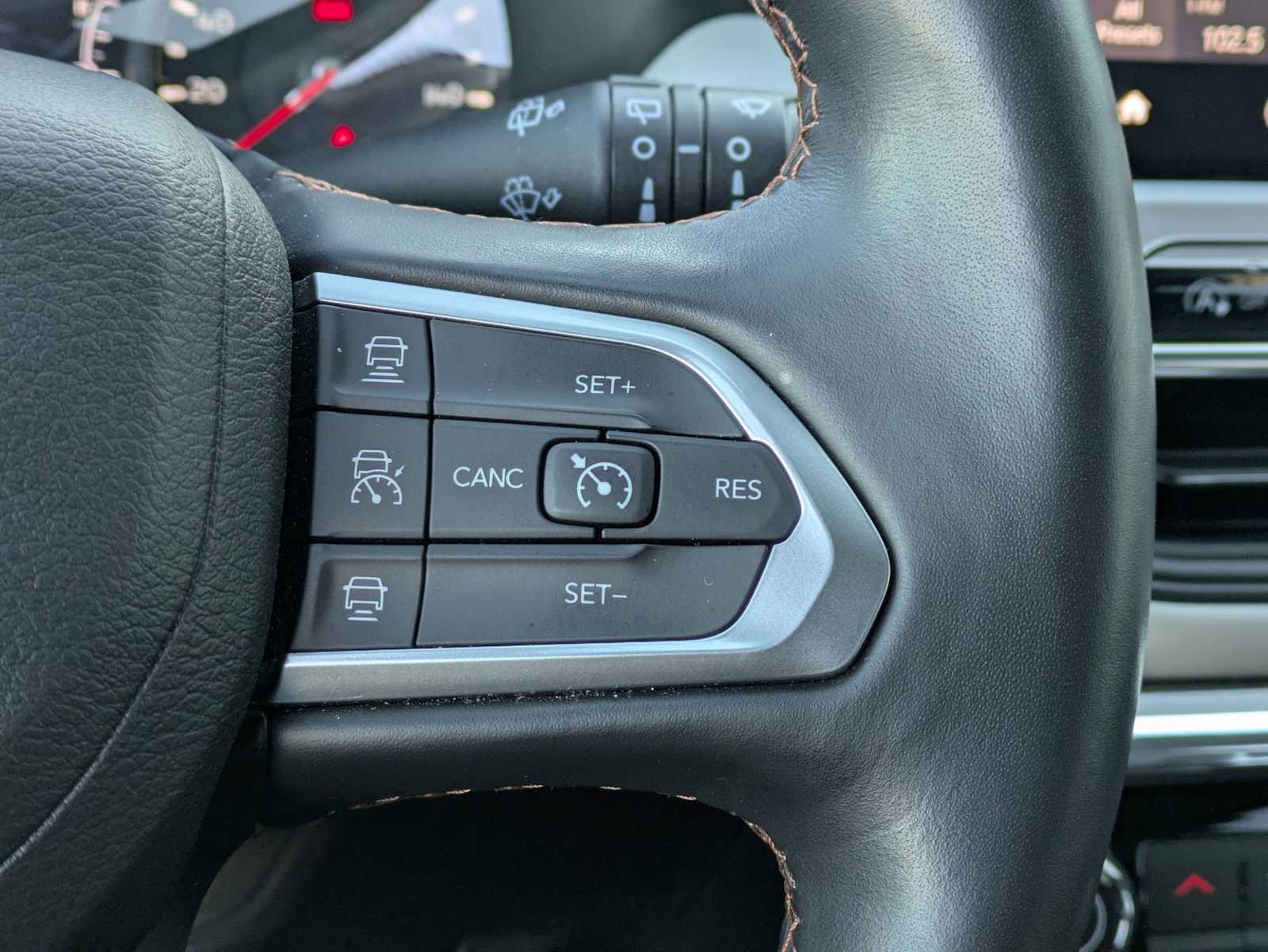 Thumbnail: 2022 Jeep Compass - 22