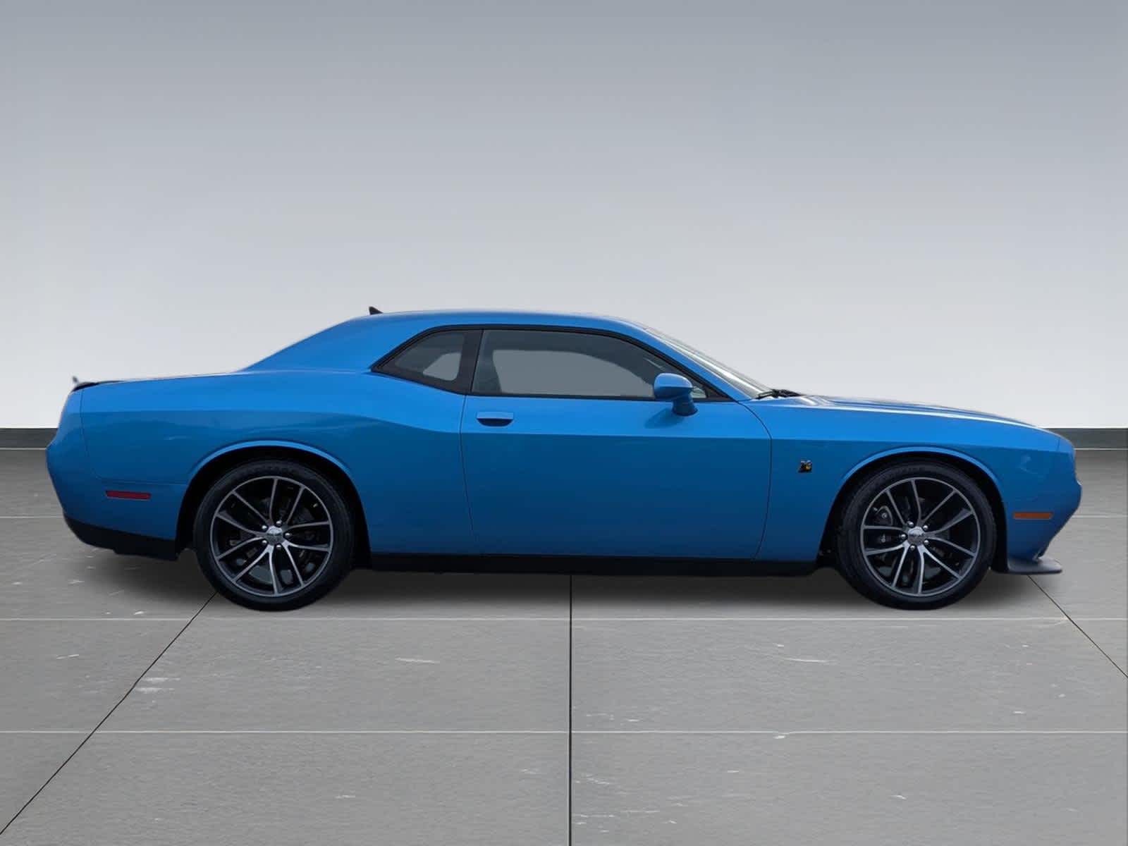 Thumbnail: 2016 Dodge Challenger - 6