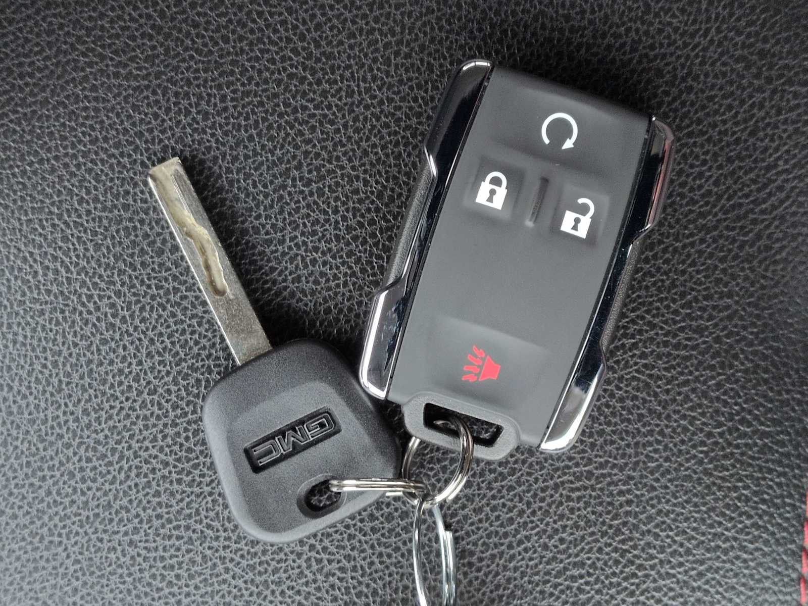 Thumbnail: 2018 GMC Canyon - 30