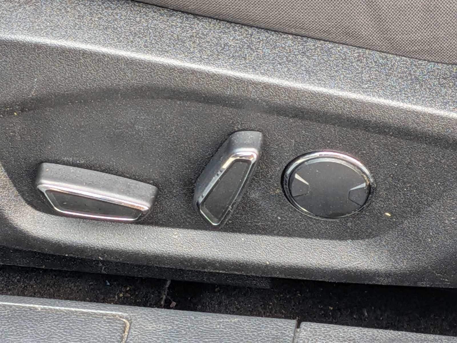 Thumbnail: 2018 Ford Fusion - 16