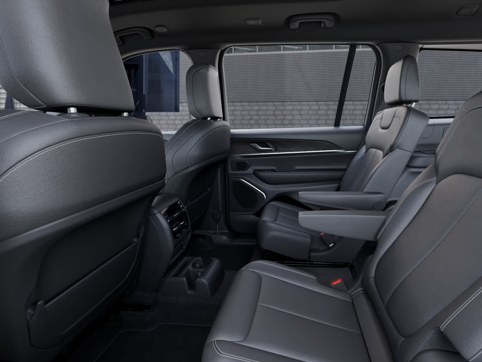 Thumbnail: 2026 Jeep Grand Cherokee L - 23