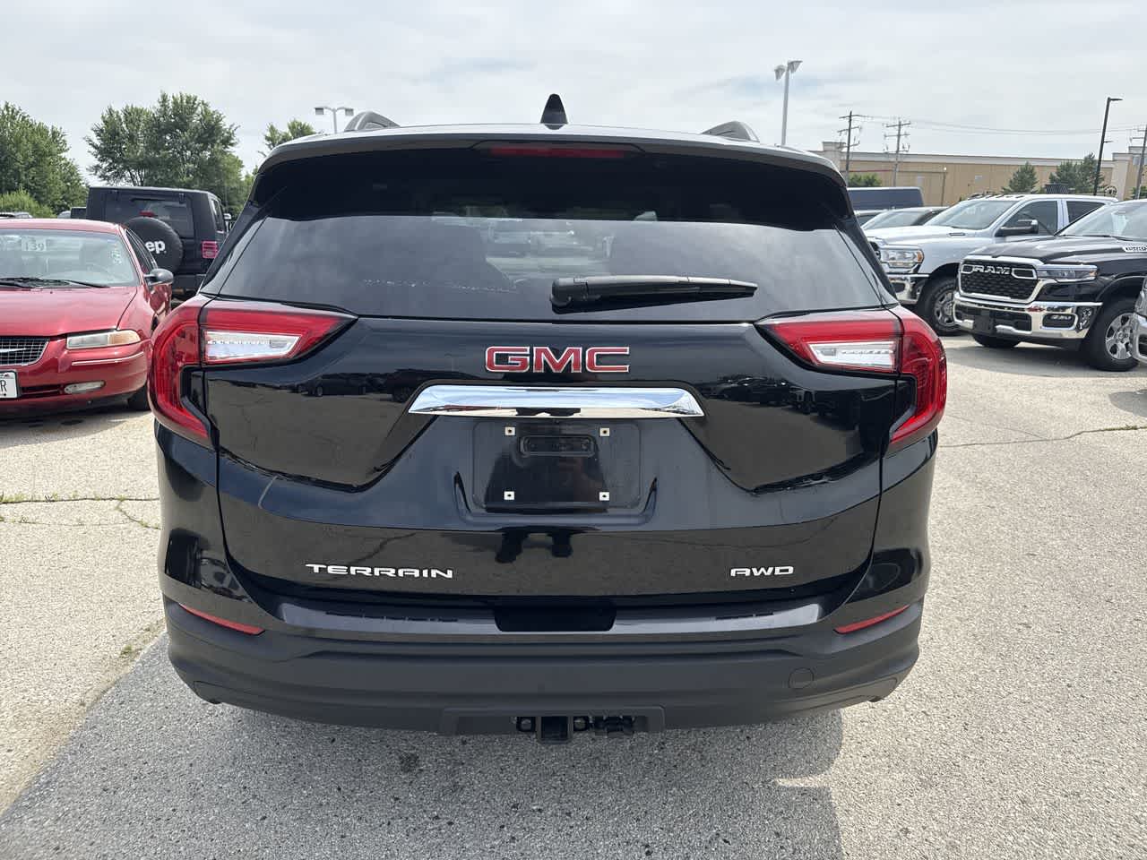 Thumbnail: 2023 GMC Terrain - 5