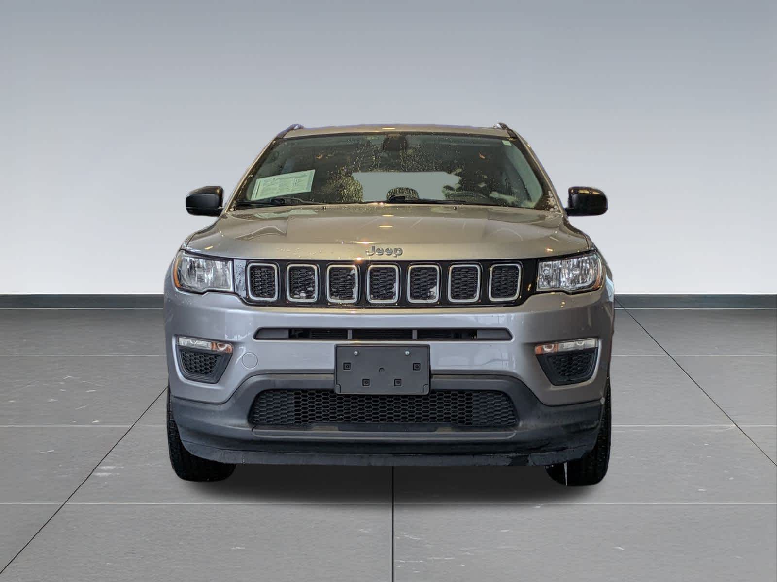 Thumbnail: 2018 Jeep Compass - 9