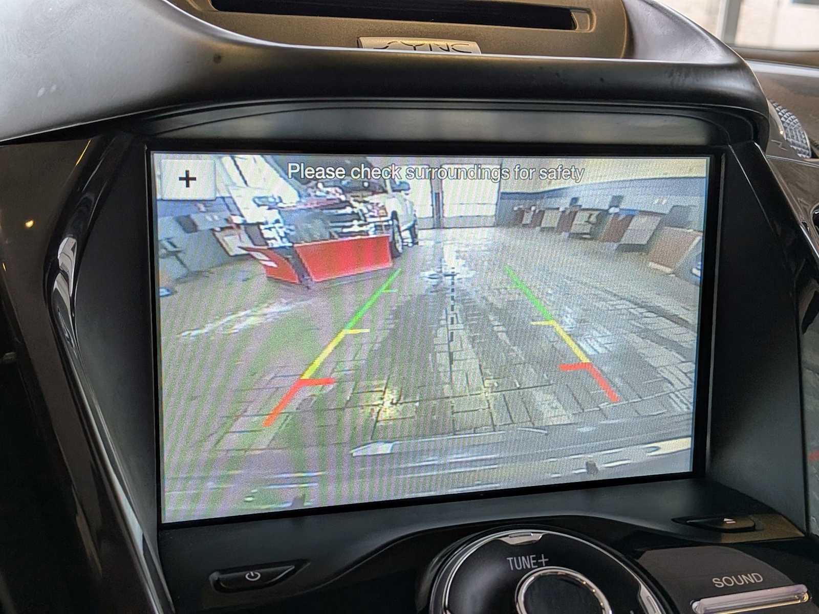 Thumbnail: 2016 Ford Escape - 29