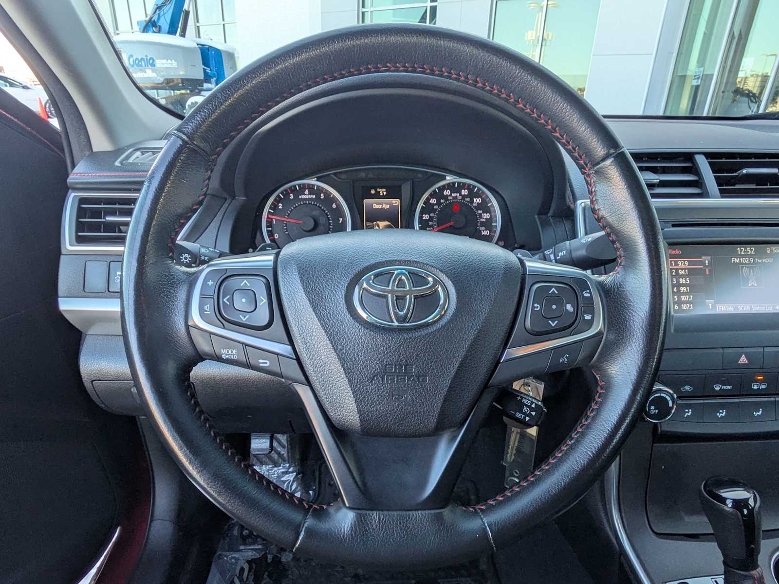 Thumbnail: 2015 Toyota Camry - 19