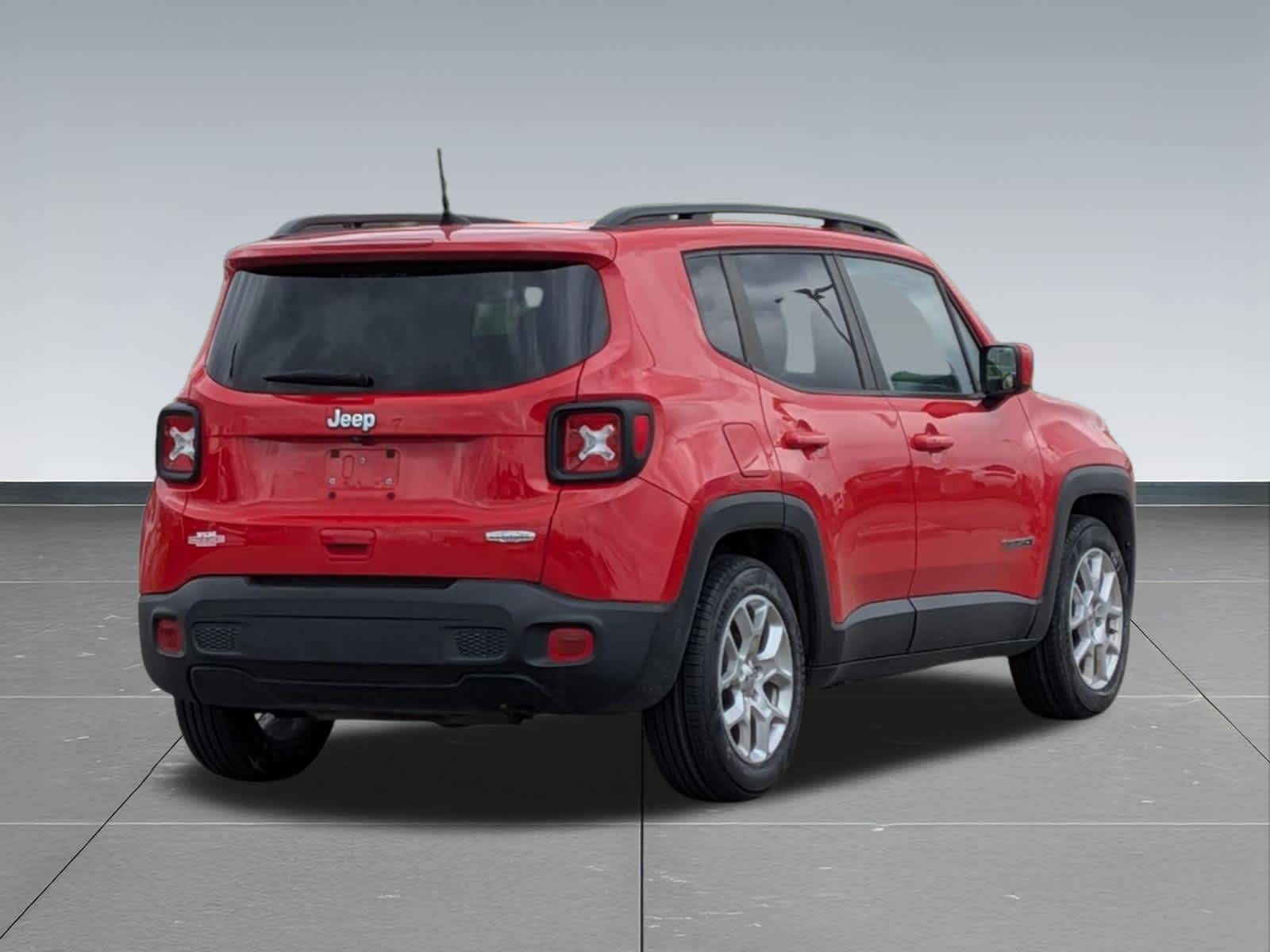Thumbnail: 2020 Jeep Renegade - 6