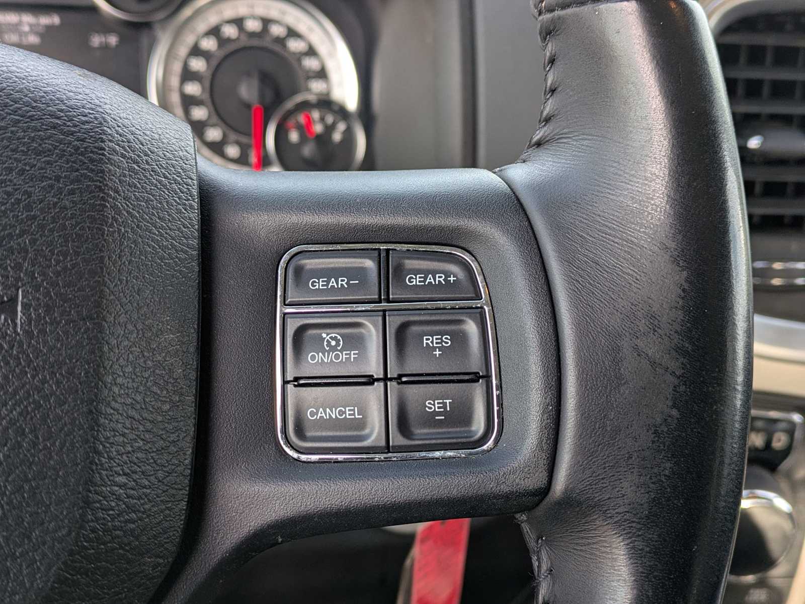 Thumbnail: 2019 RAM 1500 Classic - 23