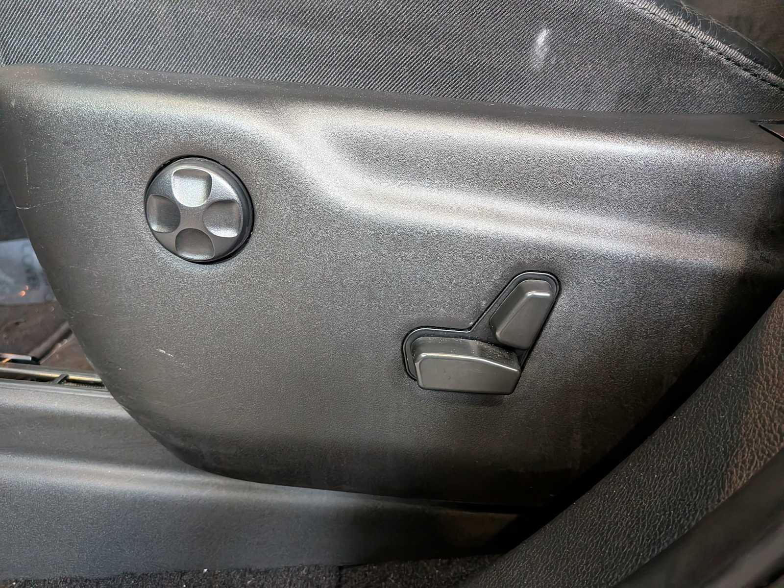 Thumbnail: 2021 Jeep Grand Cherokee - 16