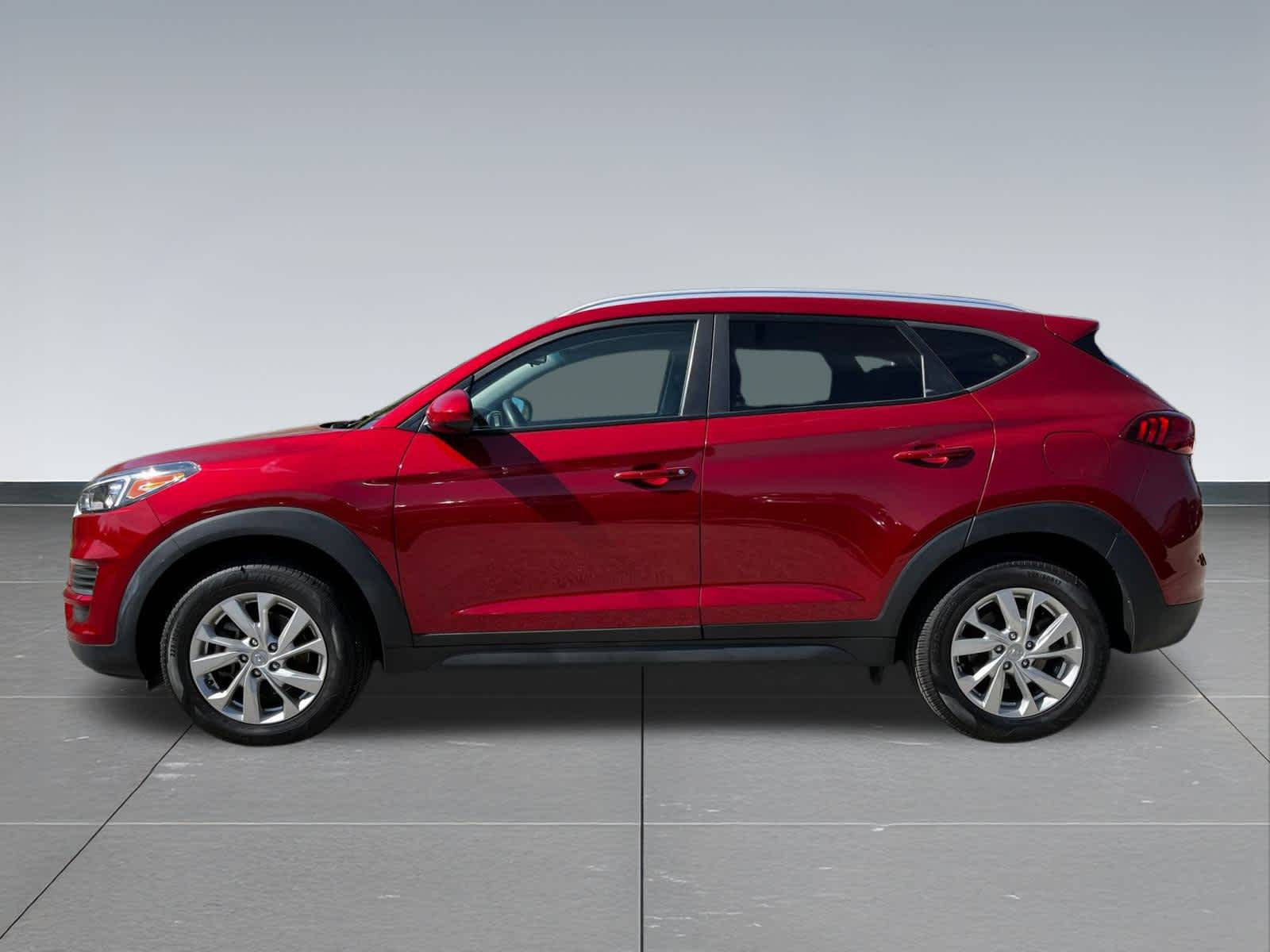 2021 Hyundai Tucson Value photo 3