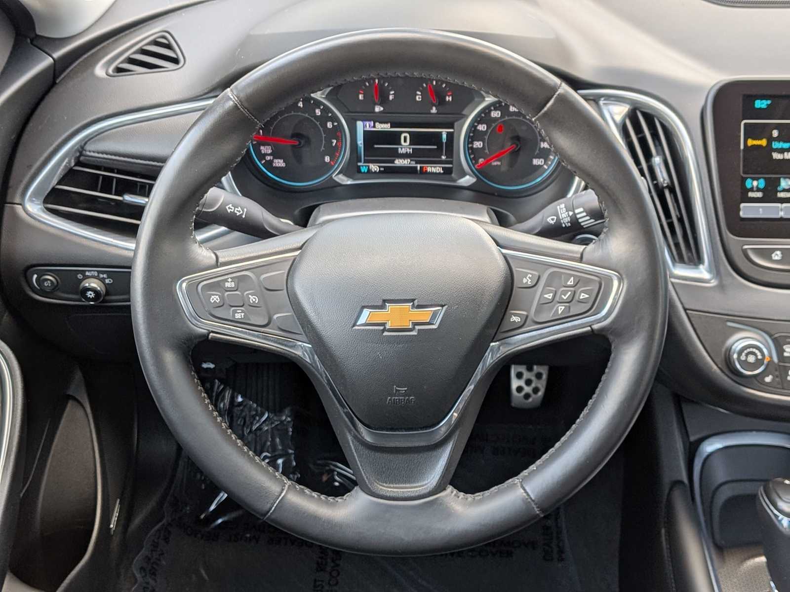 Thumbnail: 2016 Chevrolet Malibu - 21