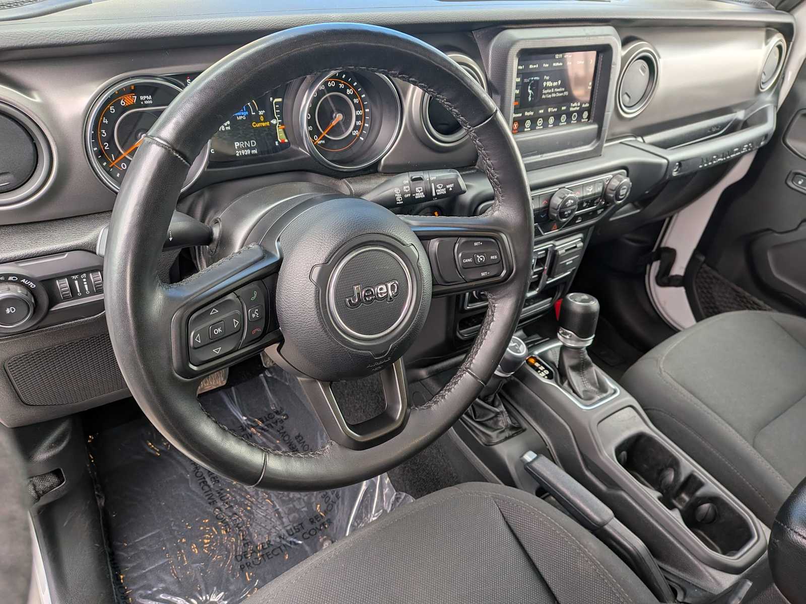 Thumbnail: 2022 Jeep Wrangler - 14