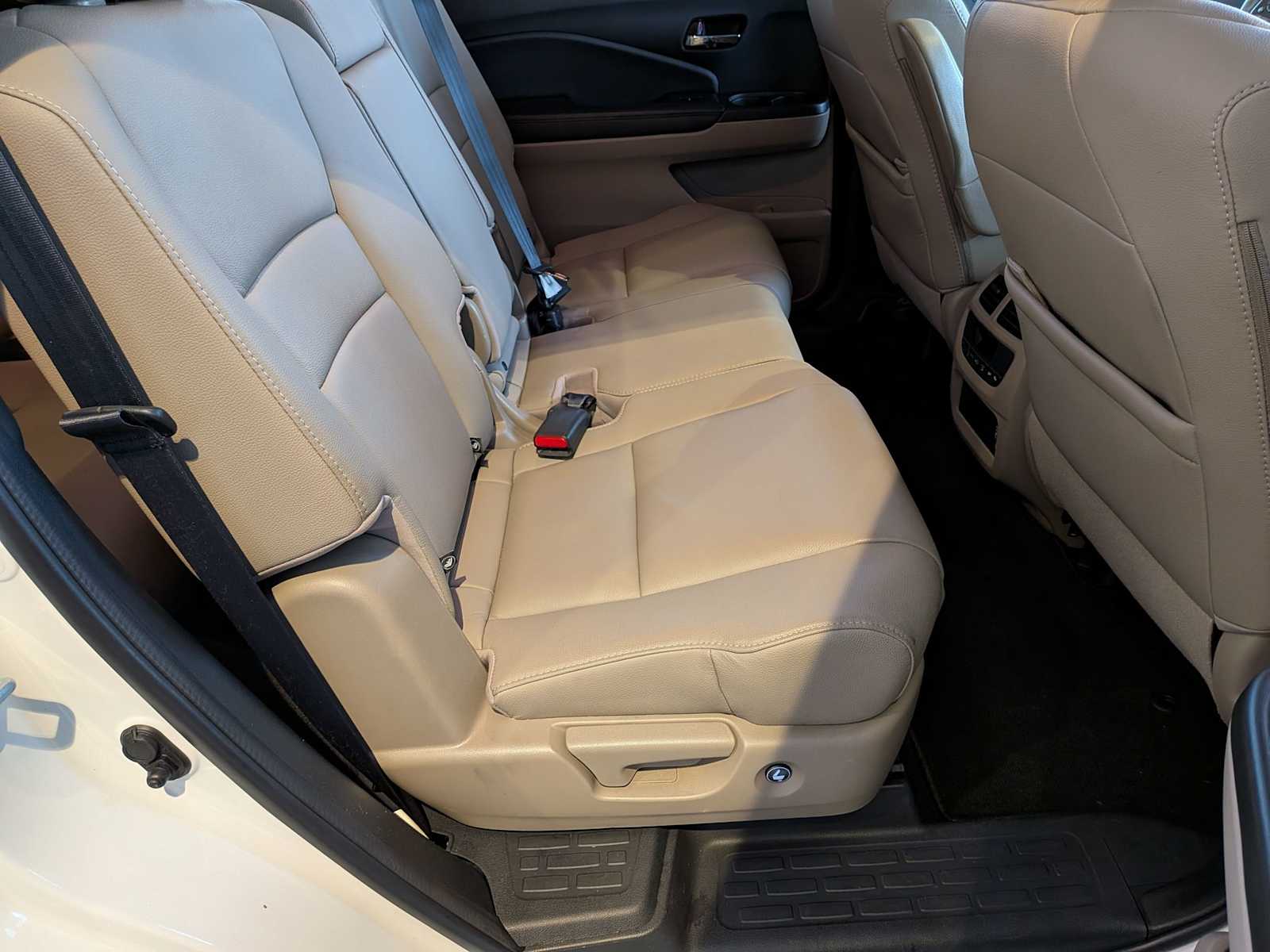 Thumbnail: 2022 Honda Pilot - 20