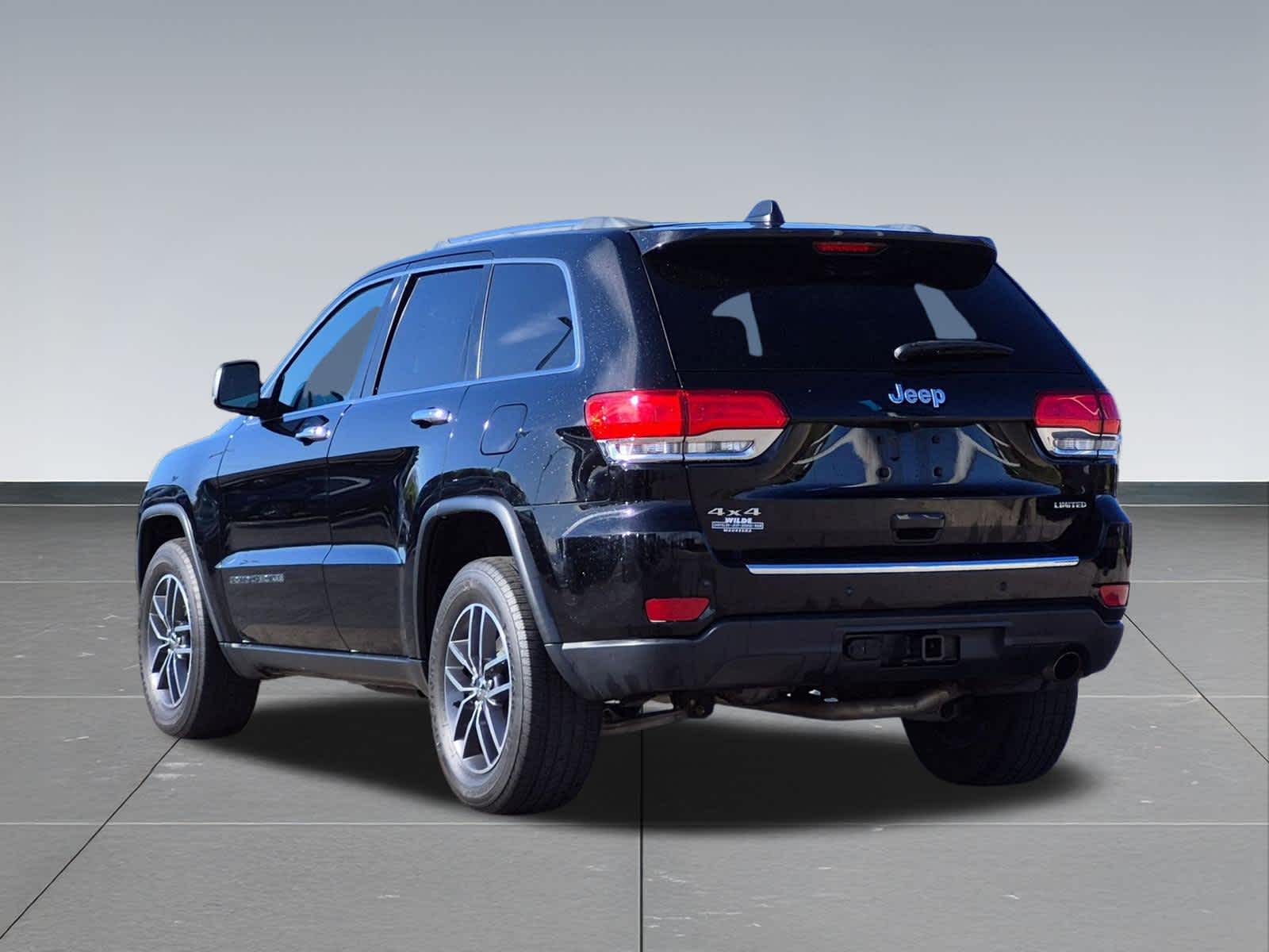 Thumbnail: 2018 Jeep Grand Cherokee - 5