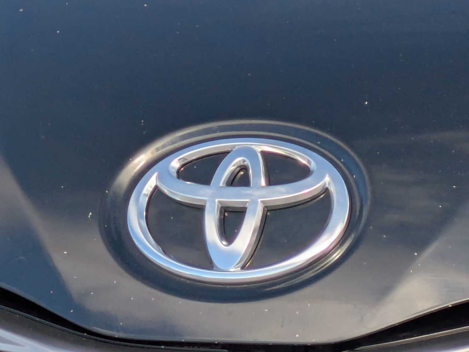 Thumbnail: 2015 Toyota Sienna - 11