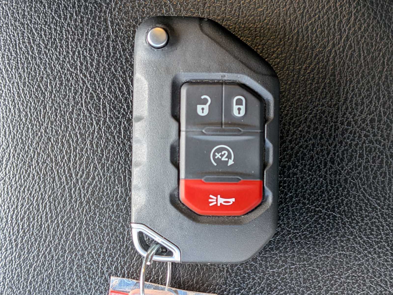 Thumbnail: 2022 Jeep Wrangler - 31