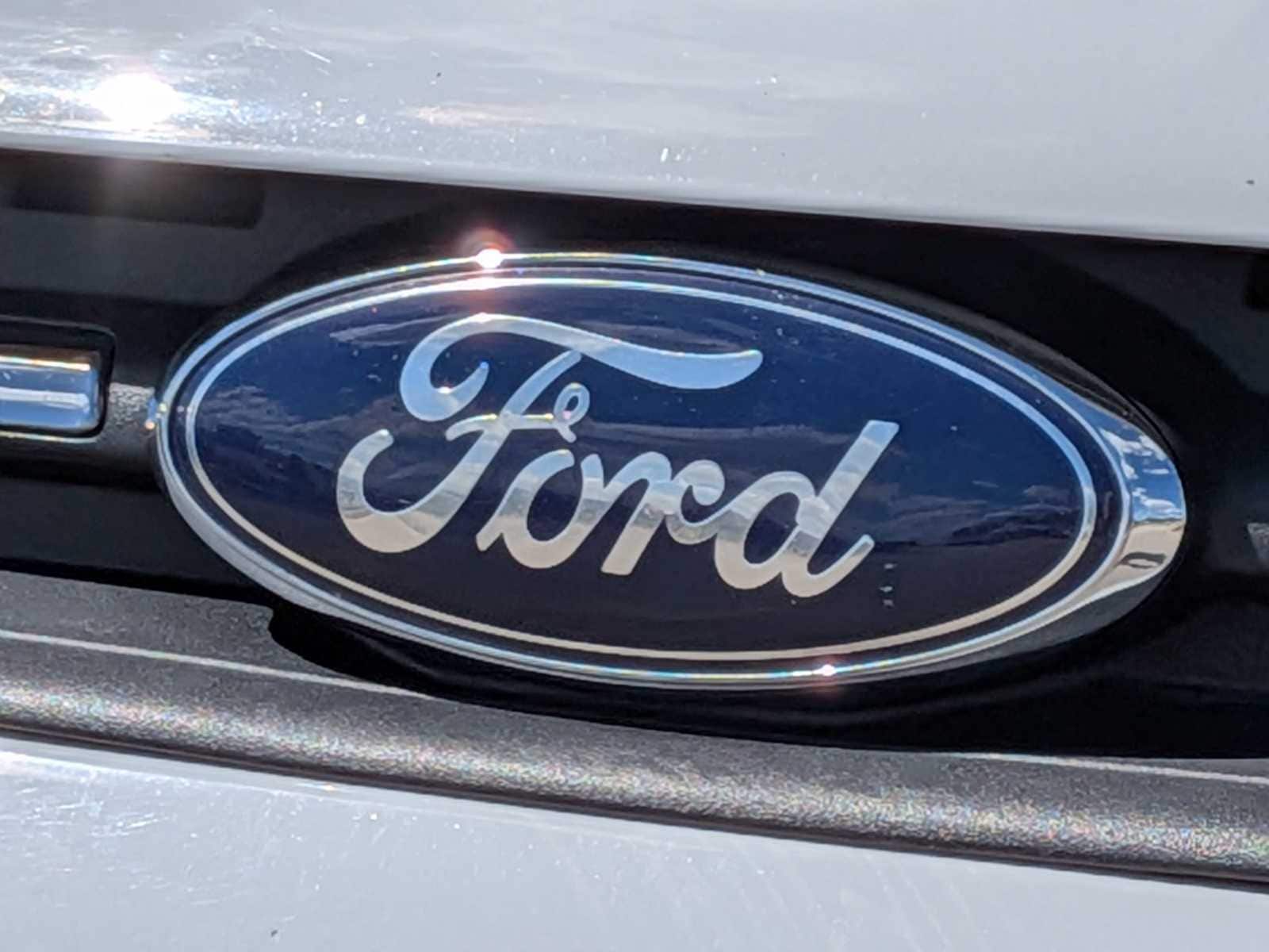 Thumbnail: 2015 Ford Escape - 12