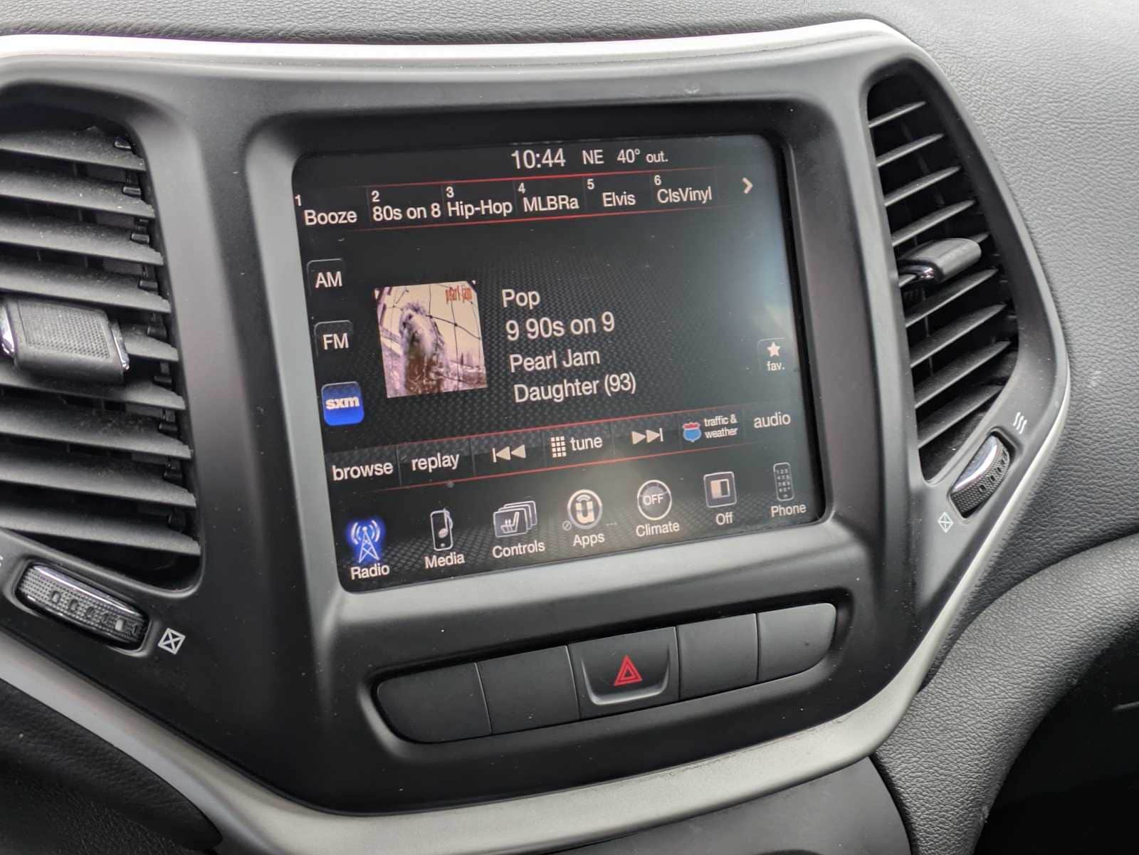 Thumbnail: 2014 Jeep Cherokee - 29