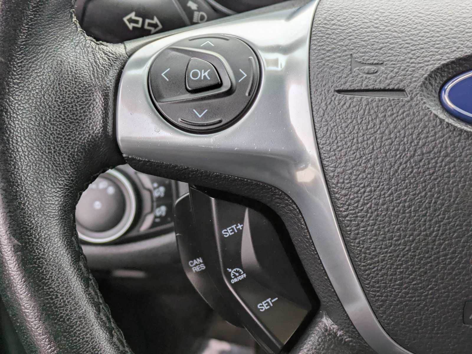 Thumbnail: 2016 Ford Escape - 23