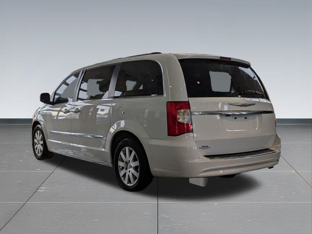 Used 2015 Chrysler Town & Country Touring Van