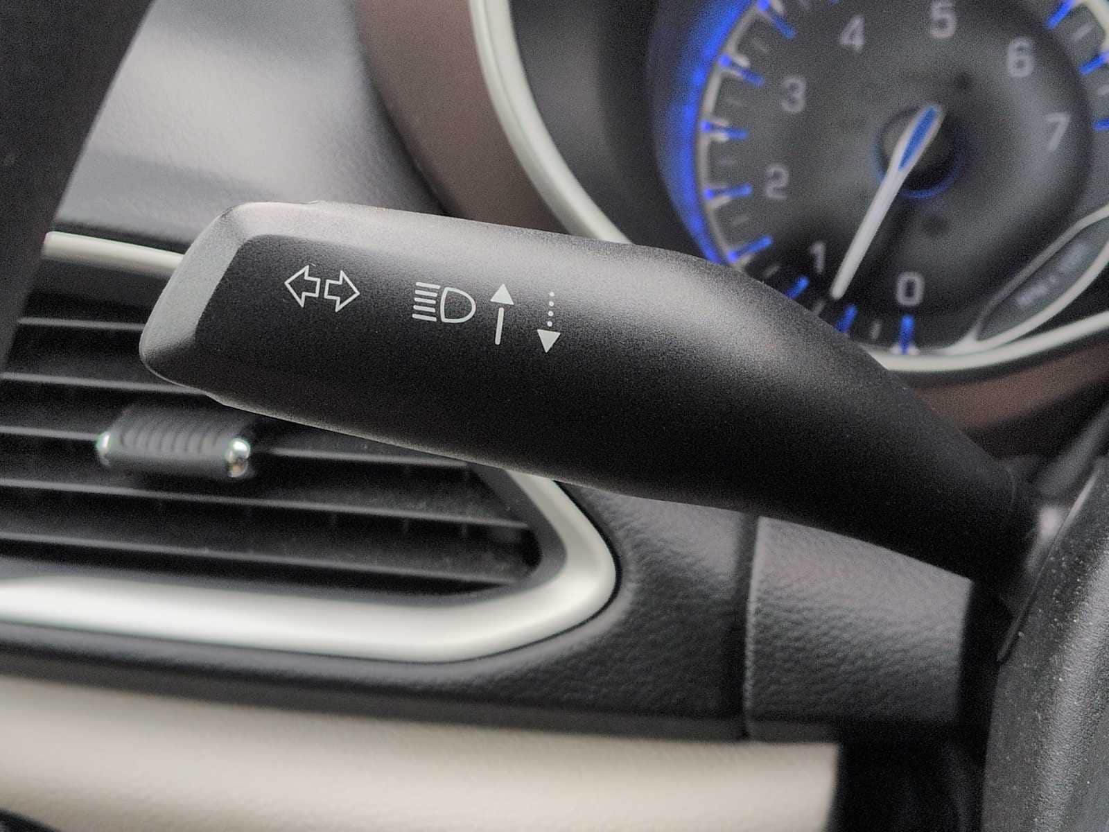 Thumbnail: 2018 Chrysler Pacifica - 22