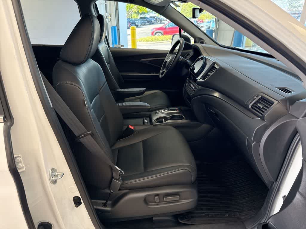 Thumbnail: 2020 Honda Pilot - 24