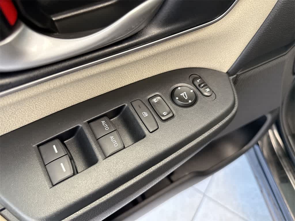 Thumbnail: 2018 Honda CR-V - 19