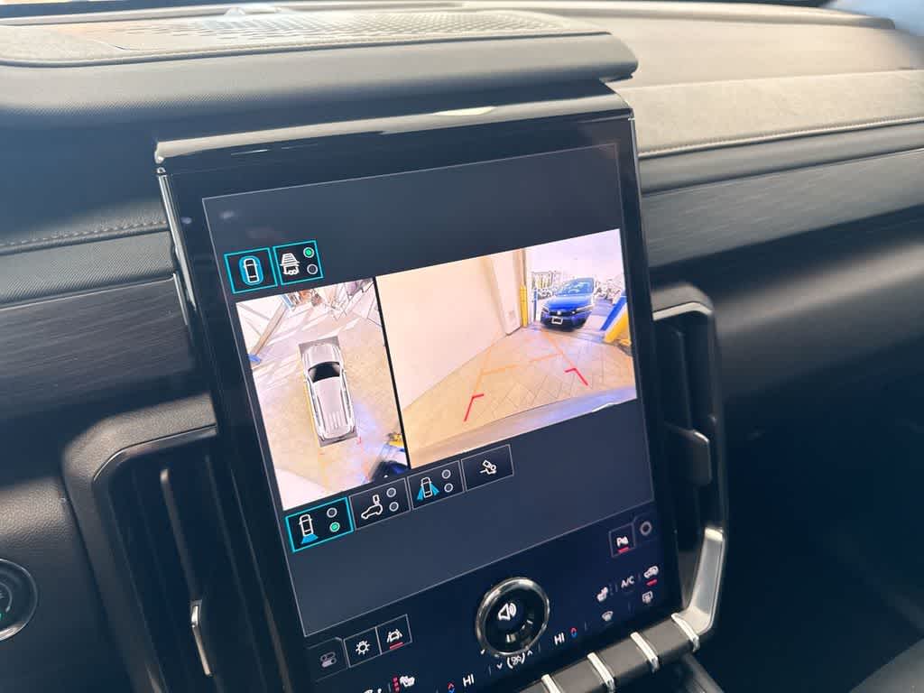 Thumbnail: 2025 GMC Acadia - 31