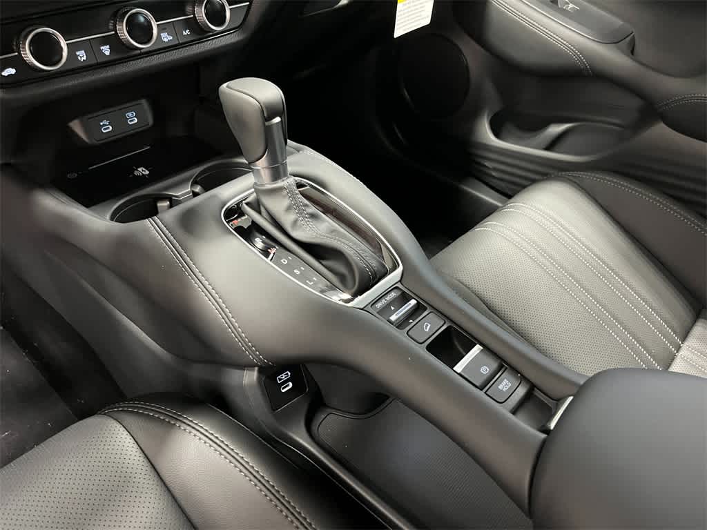 Thumbnail: 2026 Honda HR-V - 16