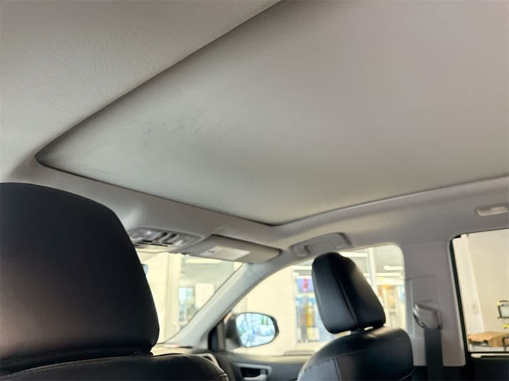 Thumbnail: 2018 Toyota Highlander - 20